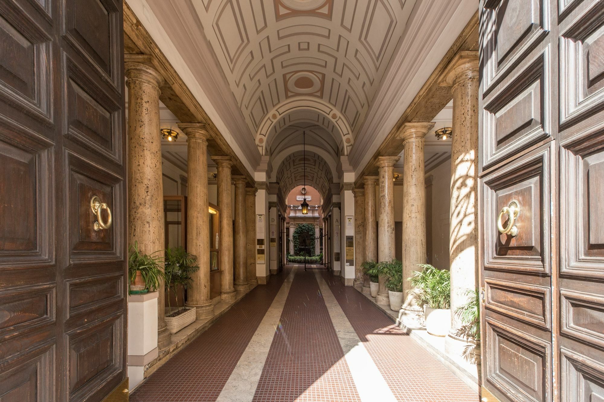 Hotel Persepolis Roma Exterior foto