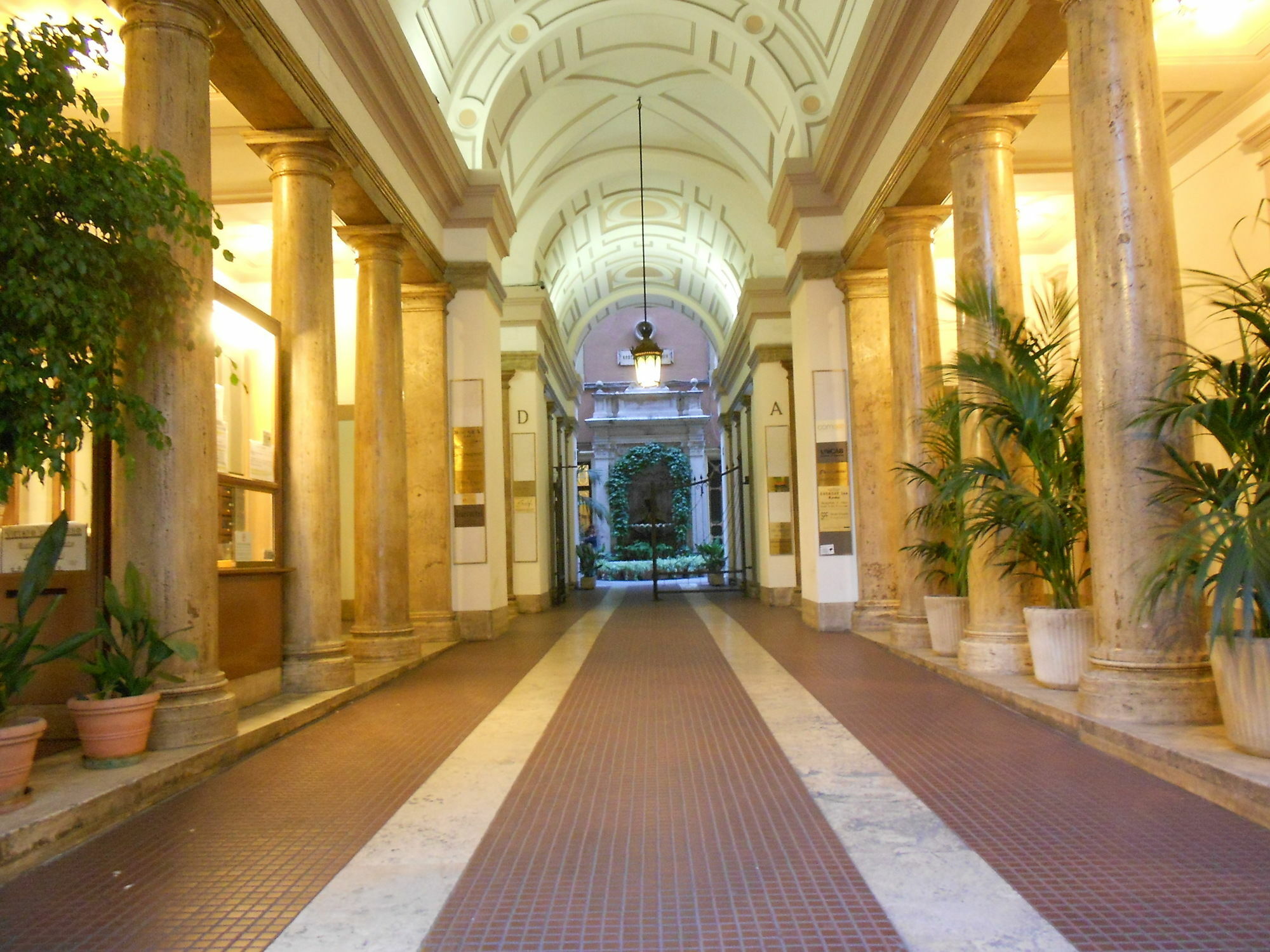 Hotel Persepolis Roma Exterior foto