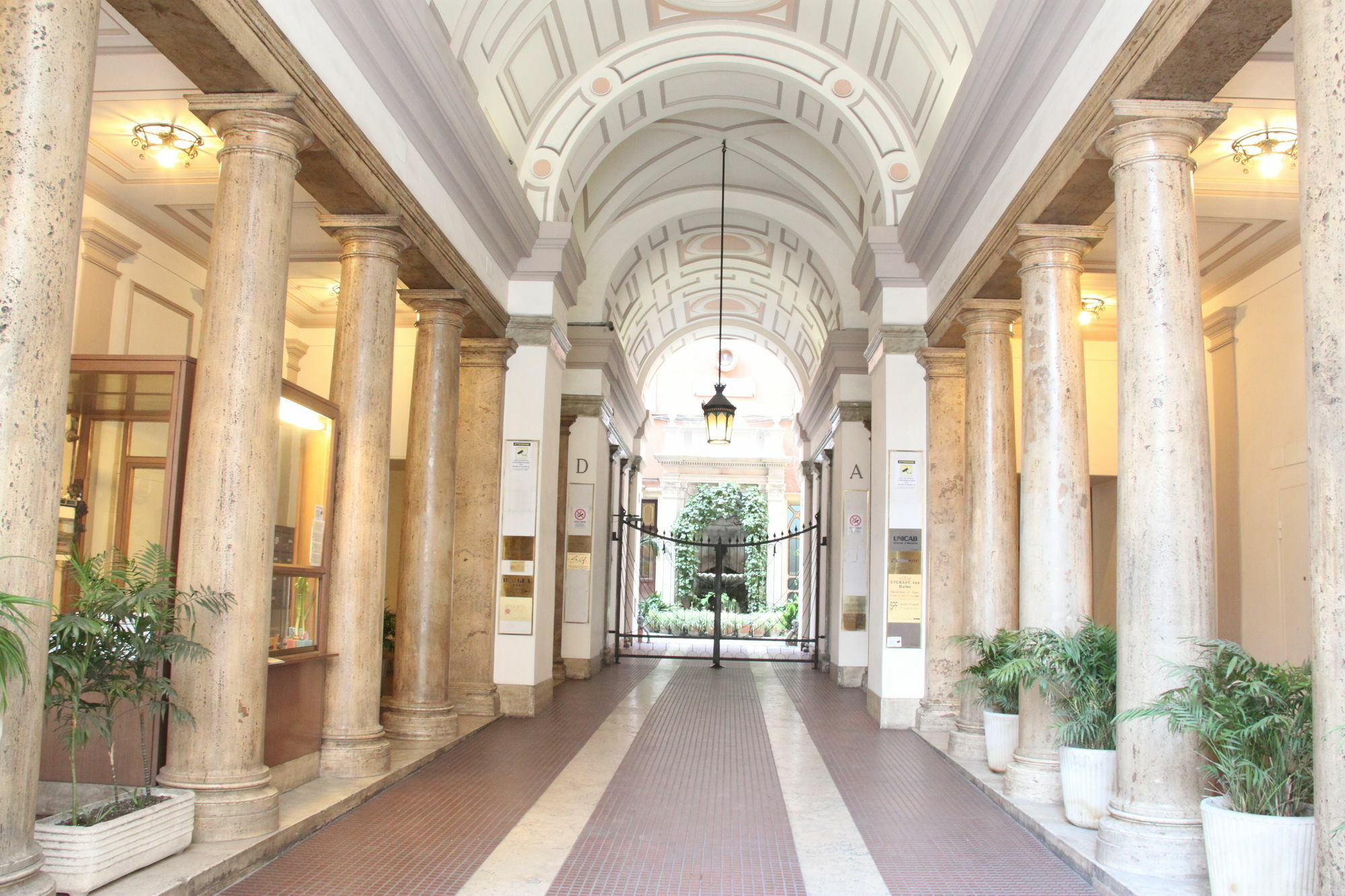 Hotel Persepolis Roma Exterior foto
